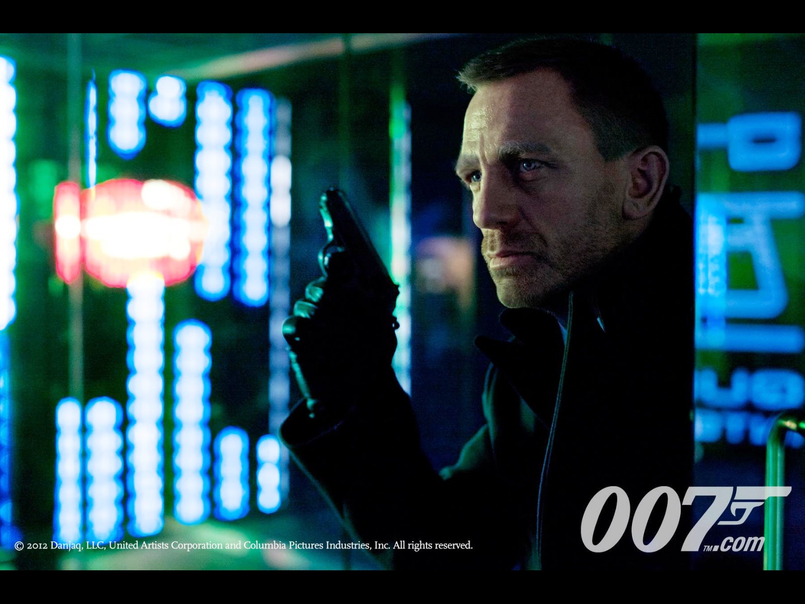James Bond 007 Skyfall wallpaper 7